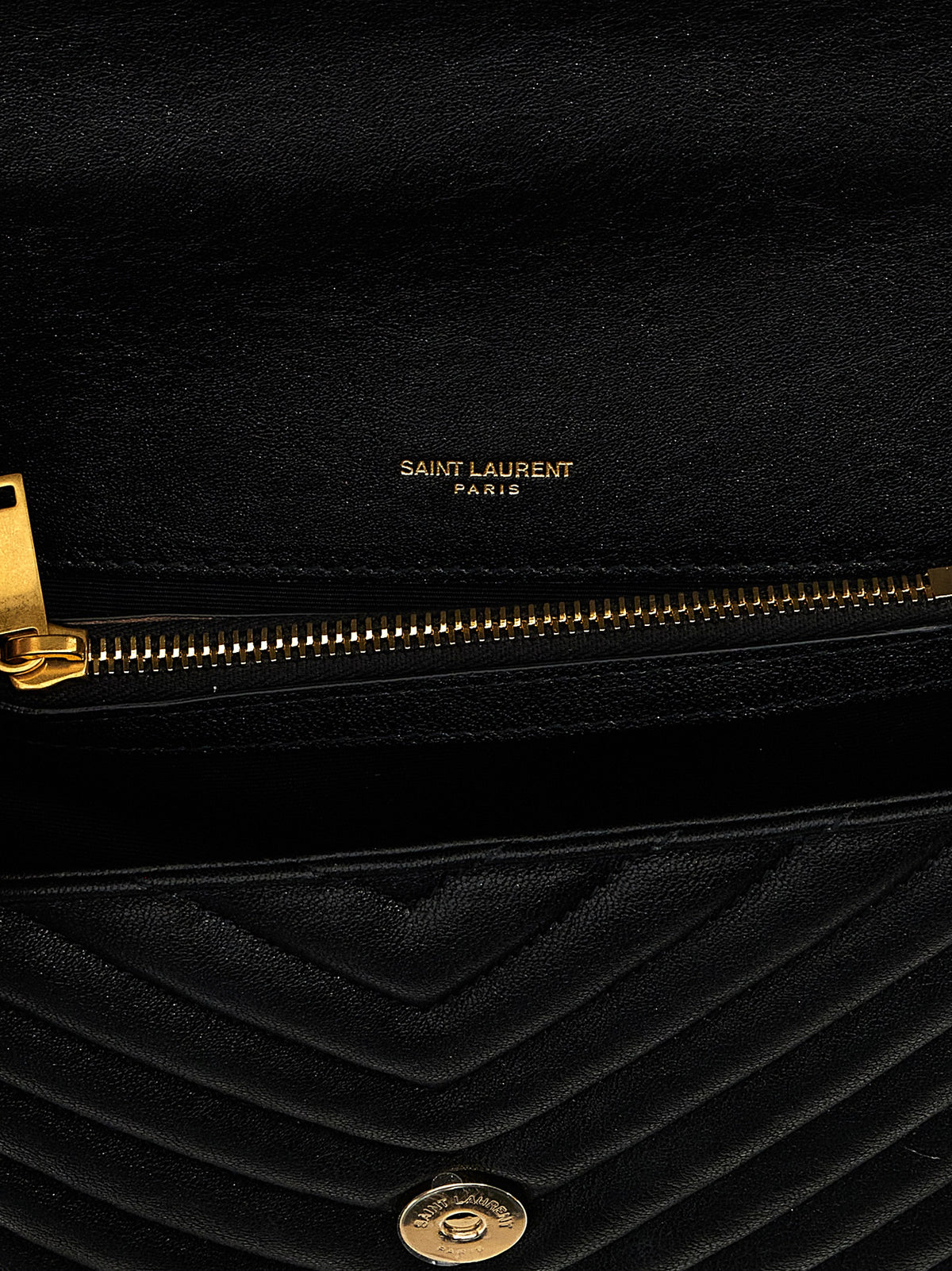Saint Laurent Crossbodyväska i svart kalvskinn