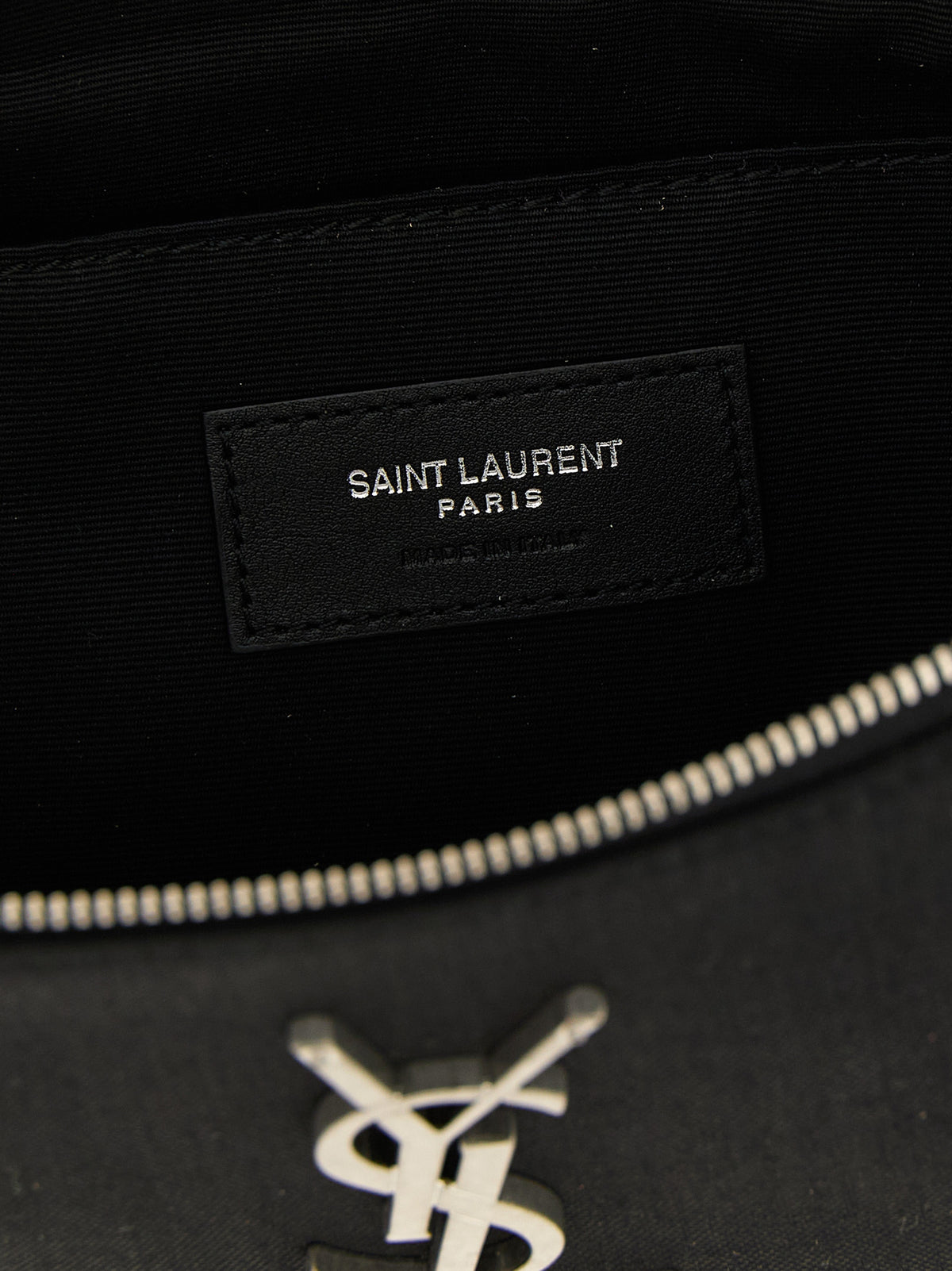 Saint Laurent Svart Crossbodyväska i Lammskinn