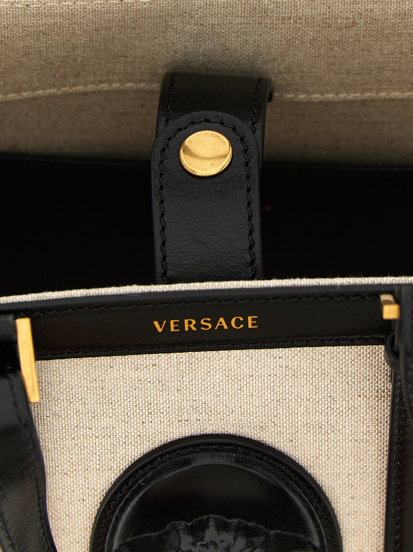 By Far Gib embossed väska